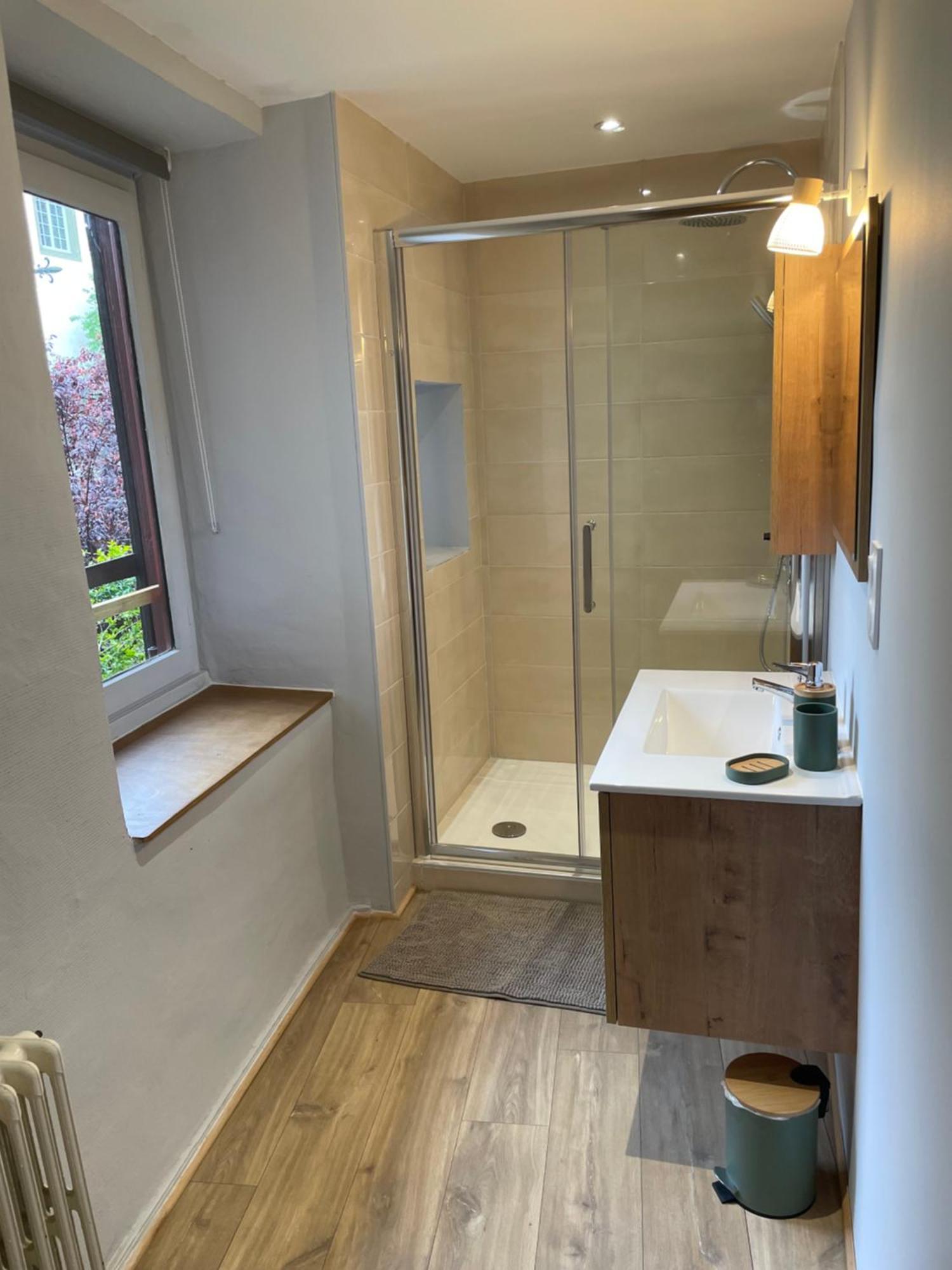 Aux Portes Du Mont Anis Le Puy-en-Velay Room photo