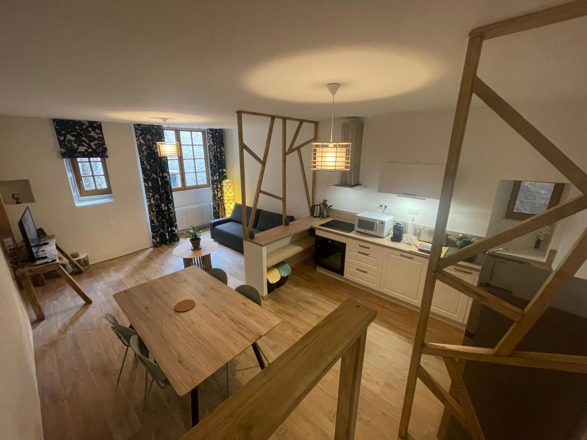 Aux Portes Du Mont Anis Le Puy-en-Velay Room photo